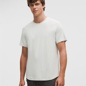 Men's Lululemon License to Train Short Sleeve Tee